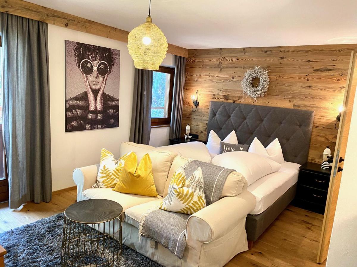 Im Weiherhof, 2*